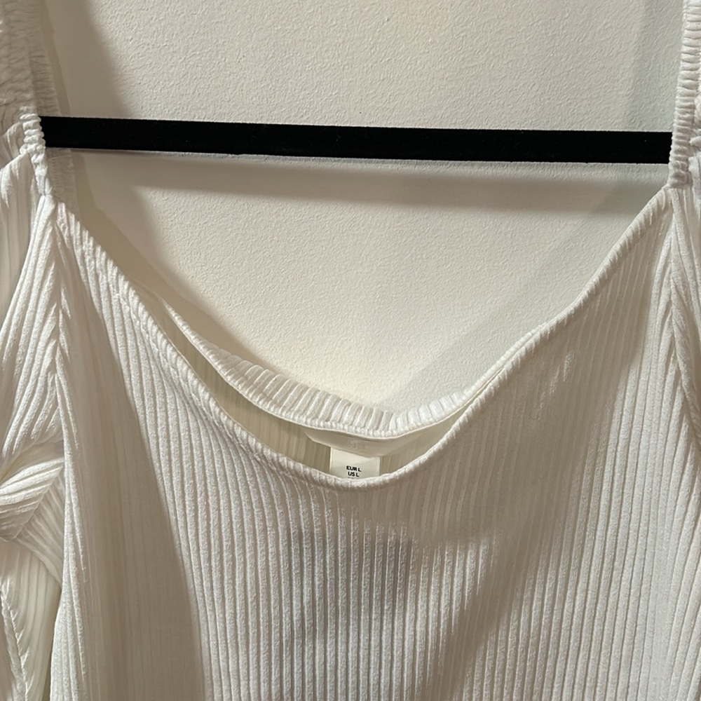 H&M Top NWT - Picture 4 of 5